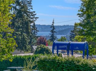 12312 SE 23rd Pl, Bellevue, WA 98005