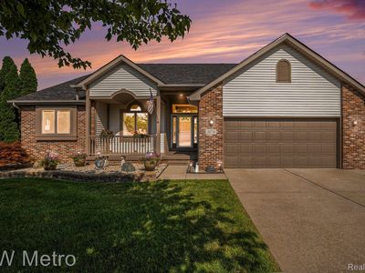 5074 Prestonwood Ln, Flushing, MI, 48433