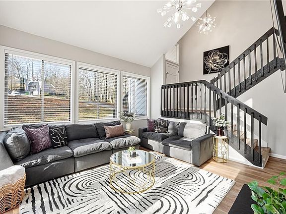 3rd image of 1720 Little Willeo Rd