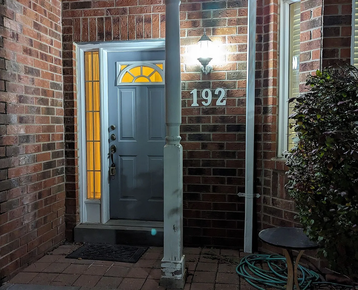 18 Clark Ave W — Photo 1