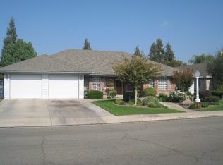 2431 Sophia Ln, Kingsburg, CA 93631