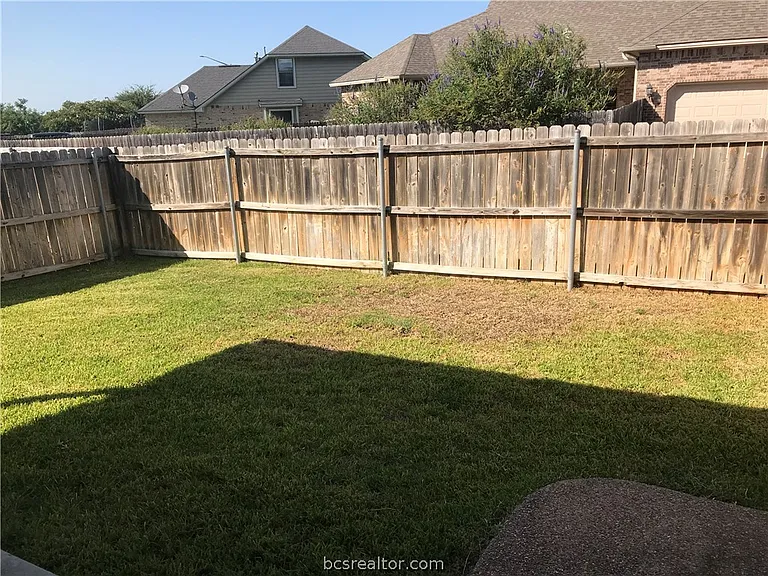 3905 Tournay Ln — Photo 25