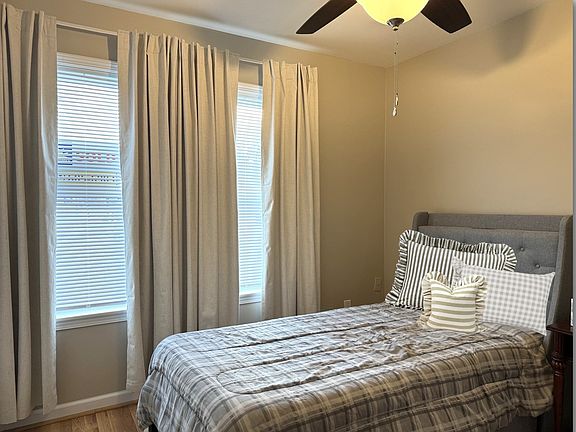 5th image of 2 Maple Rd #92