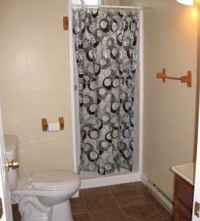 4th image of 19 Averill St