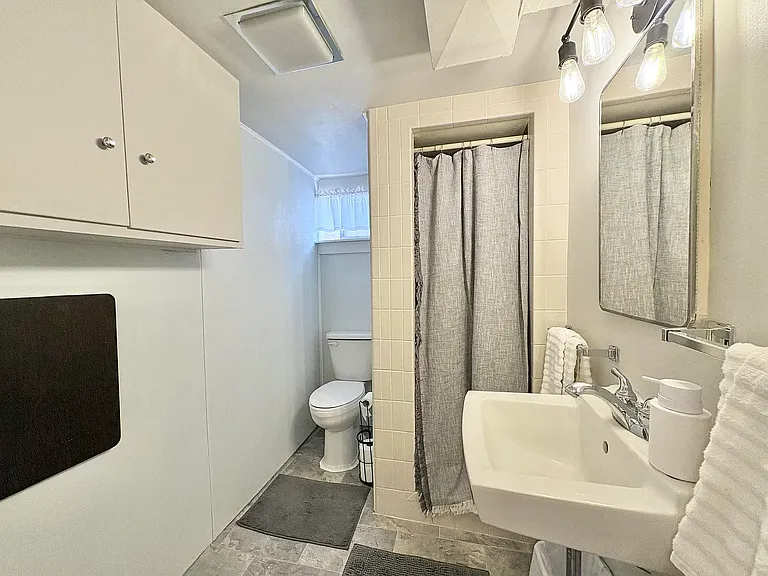 66 N 1150 W — Photo 16