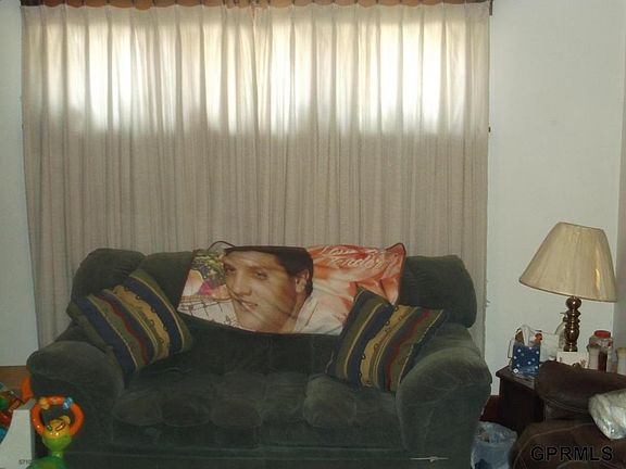 5th image of 3029 Avenue A