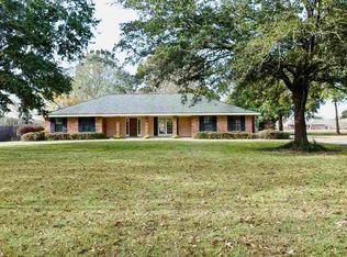 1728 Savanne Rd, Houma, LA 70360