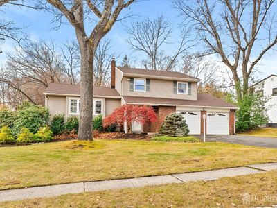 36 Sandalwood Dr, East Brunswick, NJ, 08816