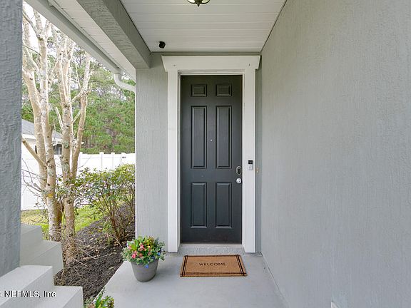 4th image of 231 HERITAGE OAKS Drive