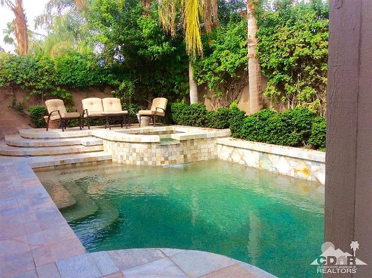 1st image of 77542 Malone Cir