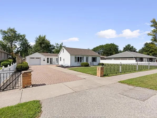 265 Laird Ave, Essex, ON N8M 1S7