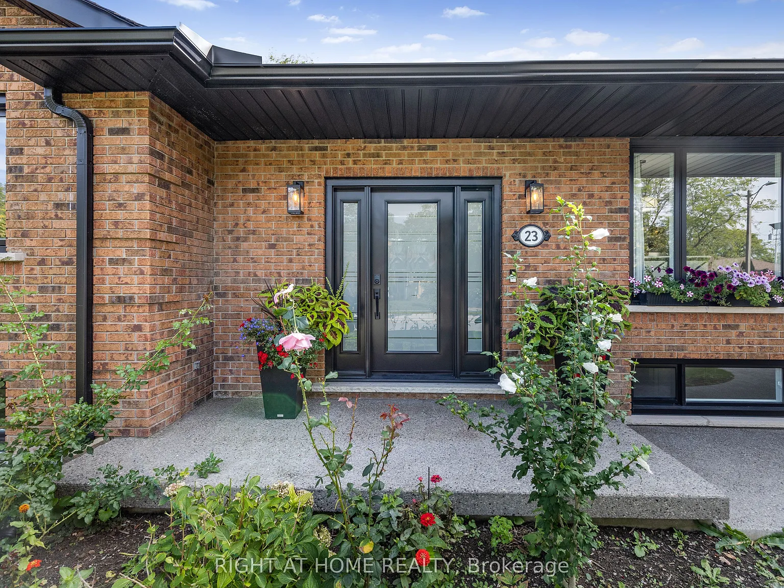 5 bed, $3,800 — Photo 2