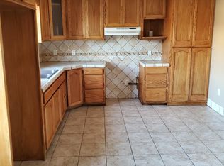 425 W Laurel St APT B, Compton, CA 90220