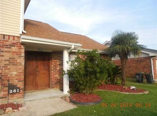 261 Sugarpine Dr, Gretna, LA 70056
