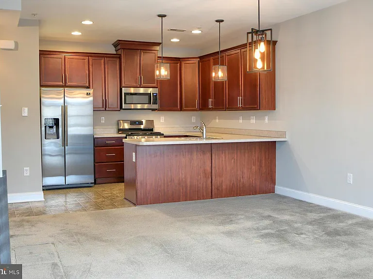 39 N Mitchell Ave — Photo 8