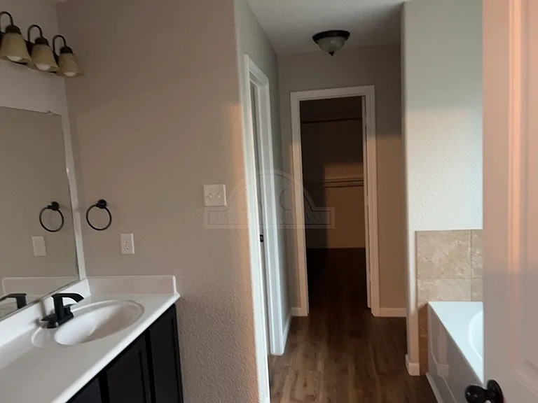 2709 Uvero Alto Dr — Photo 17