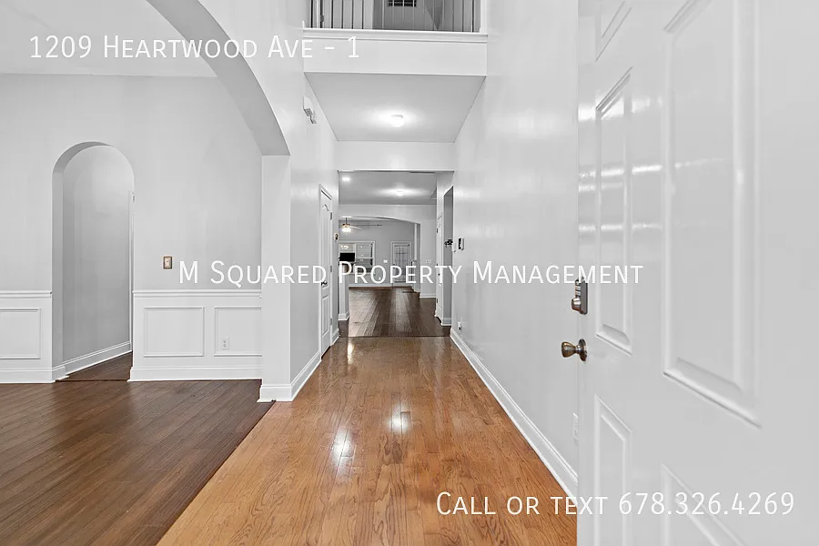 Building Photo - 1209 Heartwood Ave #1