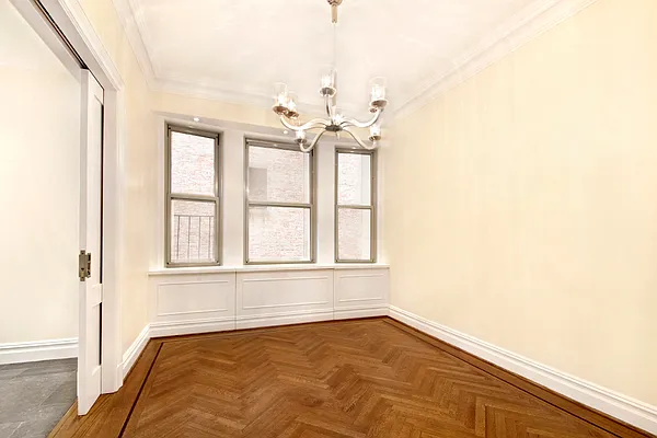 Rented by Sotheby's International Realty | media 23