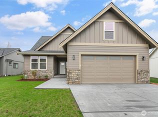 2027 Steelhead Way, Lynden, WA 98264