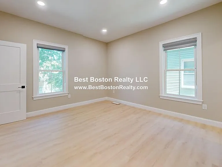 231 Highland Ave #1 — Photo 15