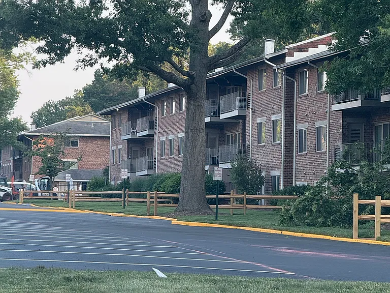 Skyview Apartments — Photo 26