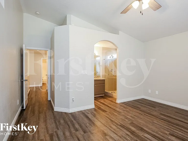 890 E Prairie Grass Dr — Photo 6