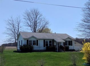 14422 W Velliquette Rd, Oak Harbor, OH 43449