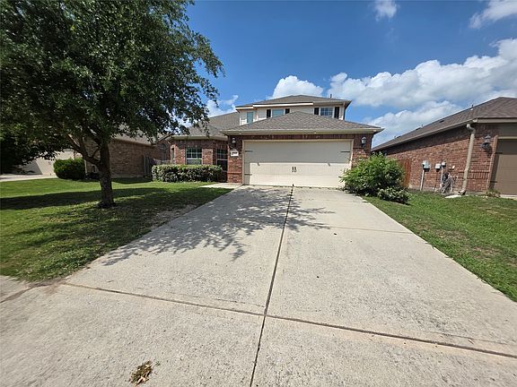 2nd image of 217 Lamont Rd