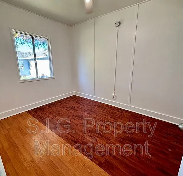10156 1/4 Helendale Ave — Photo 5