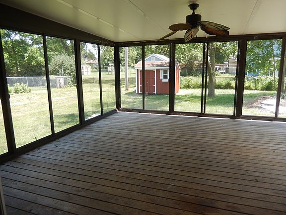 4th image of 2024 Rosemont Ave