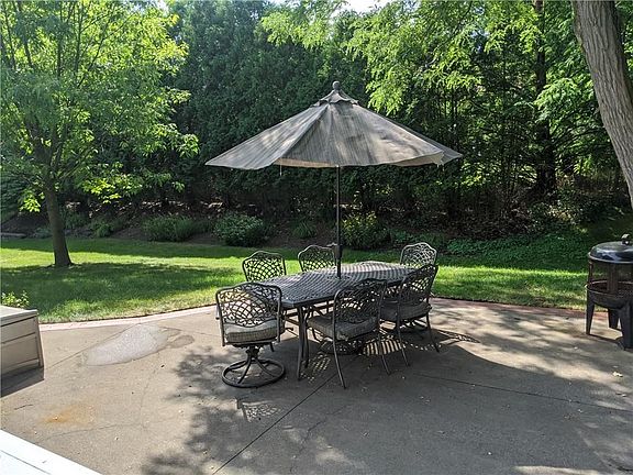 4th image of 506 Willowgate Dr