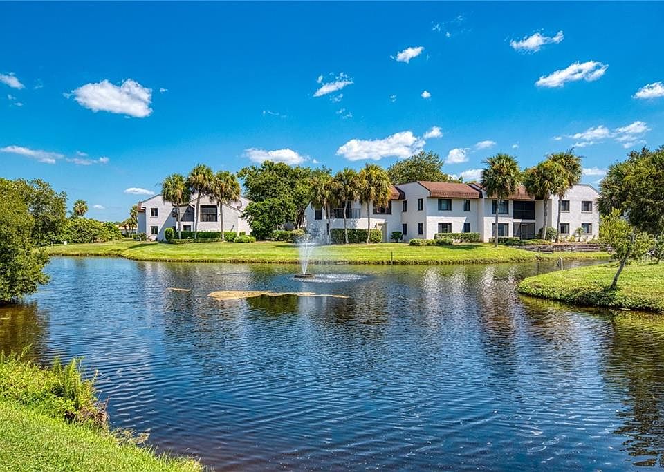1st image of 816 Capri Isles Blvd APT 221