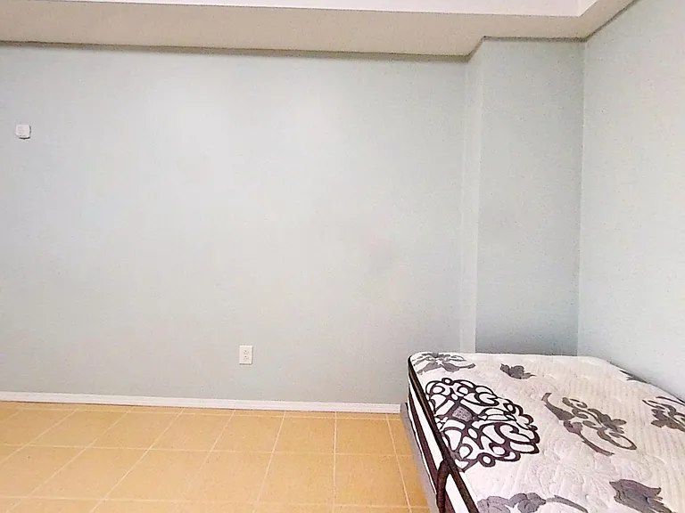 720 W 54th Ave — Photo 14