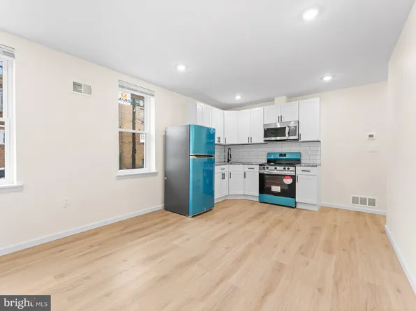 5642 Matthews St, Philadelphia, PA 19138