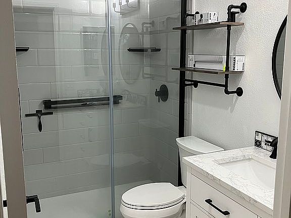 5th image of 432 Edgehill Ln Unit 38