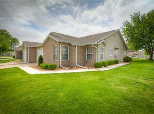 4882 Arbor Ct, Decatur, IL 62526