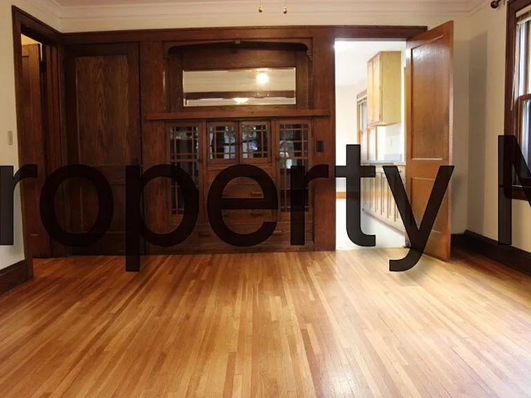 618 7th Ave SE — Photo 4