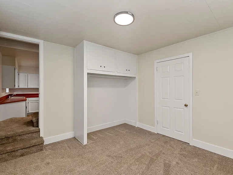 2500 W Madison Ave — Photo 20