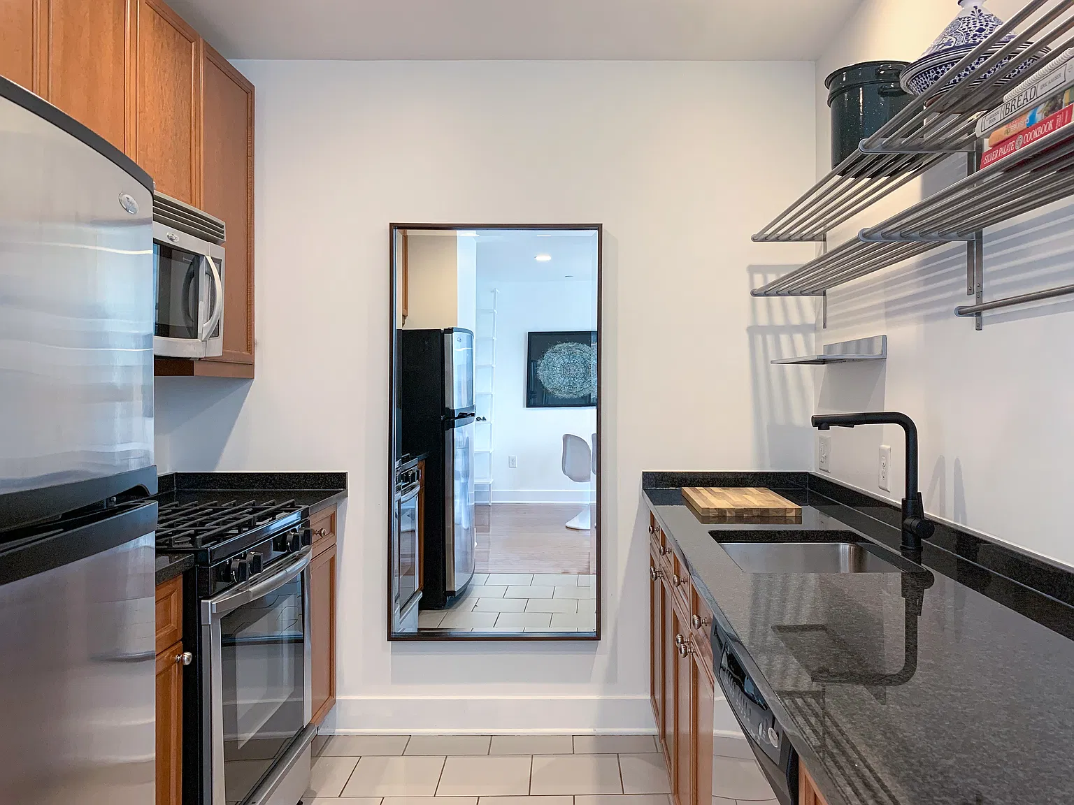 1 bed, 600 sqft, $3,500 — Photo 4