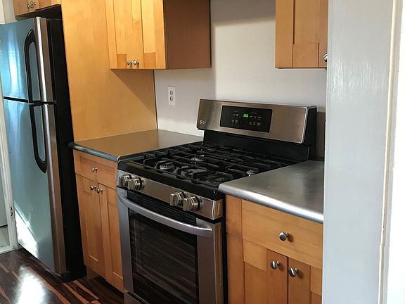 2nd image of 4584 Nebo Dr