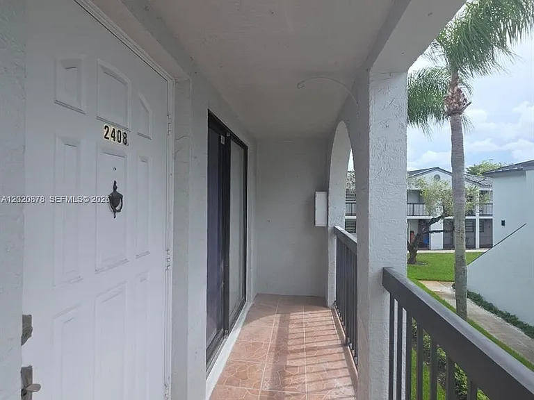 18310 Mediterranean Blvd #8-24 — Photo 10