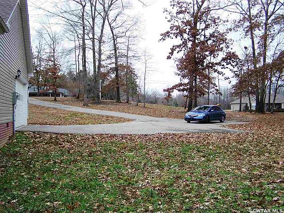 4th image of 135 Battleground Dr