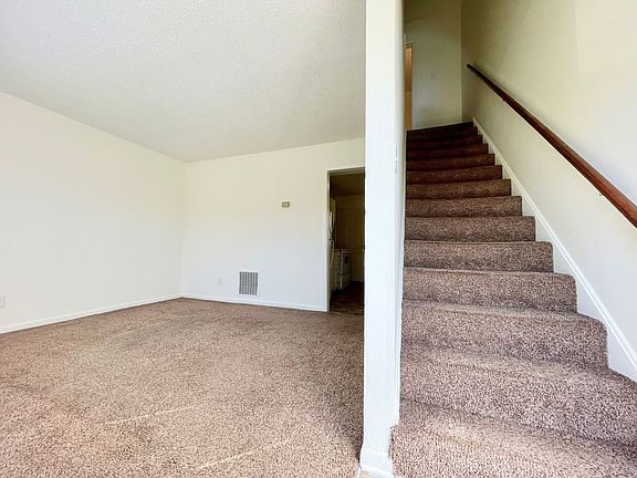 2nd image of 1807 Sherwood St #1807D