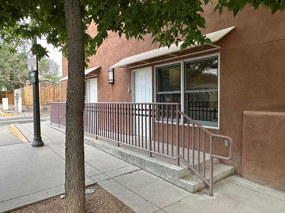 1st image of 400 Copper Ave NE APT 105