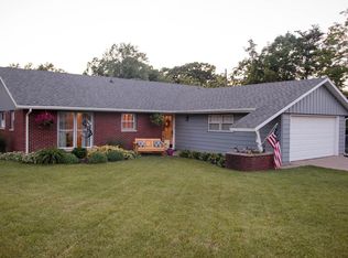 101 S Chase Dr, Crown Pt, IN 46307