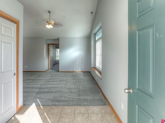 5th image of 7829 S 162nd St