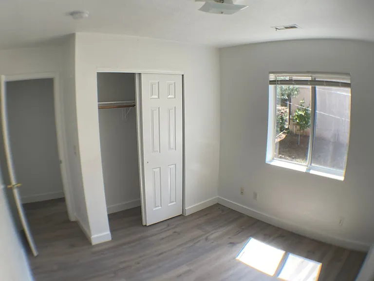 2115 N West St — Photo 23