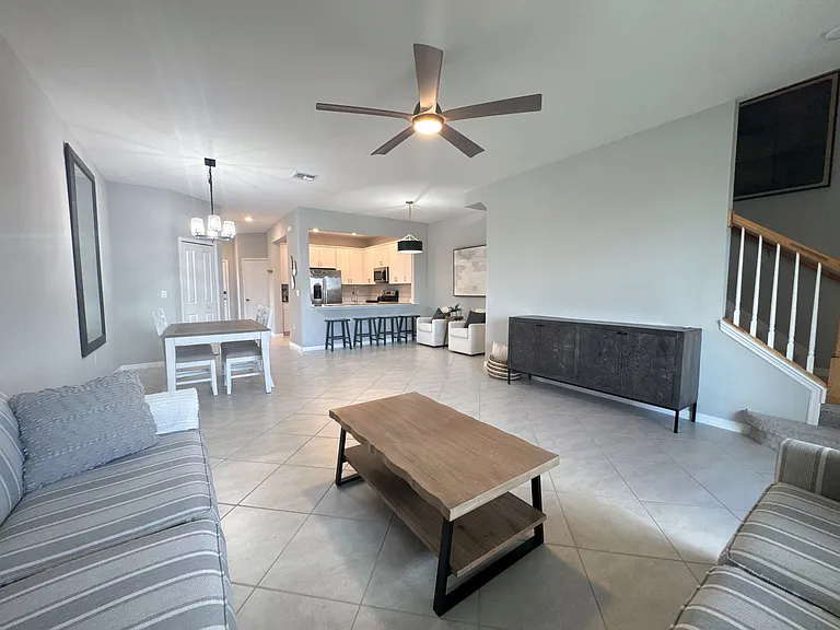 2800 Blossom Way — Photo 10