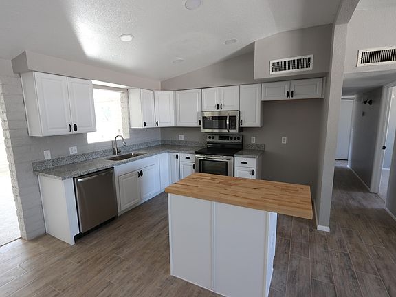 3rd image of 7380 N Patriot Dr
