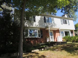 5 Woodside Rd W, Apalachin, NY 13732